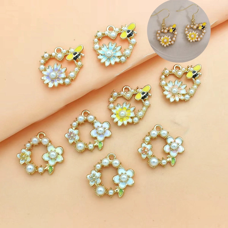 2 PCS/Package Alloy Heart Shape Flower Bee Pendant Jewelry Accessories