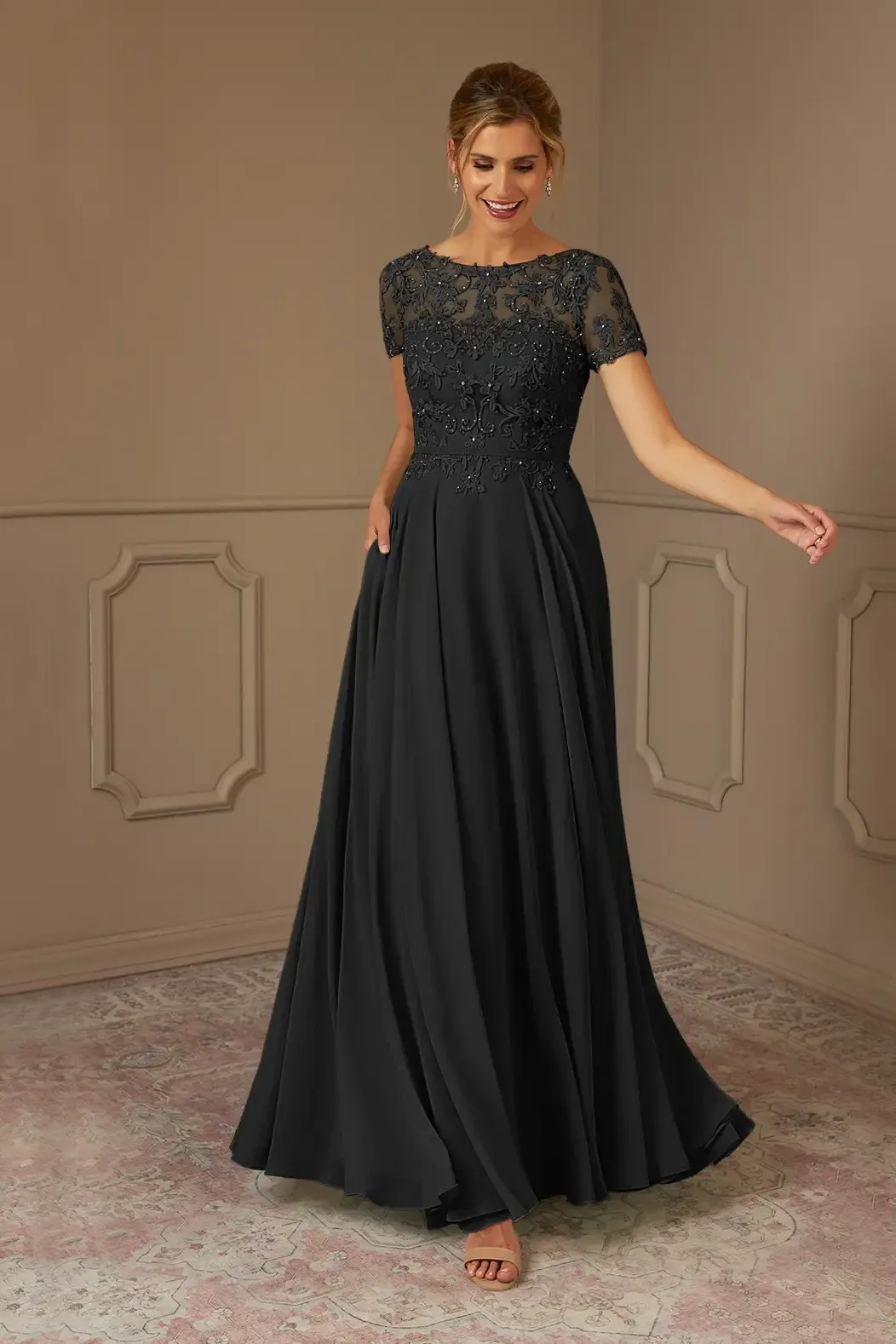Daisda Chiffon Scoop Neck Short Sleeves Long A-Line Mother Of The Bride Dress With Appliques