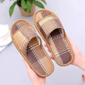 Four Seasons Rattan Female Slippers Non-Slip Bamboo Woven Couple Models Home Soft Slippers Indoor Wooden Floor Women Slippers