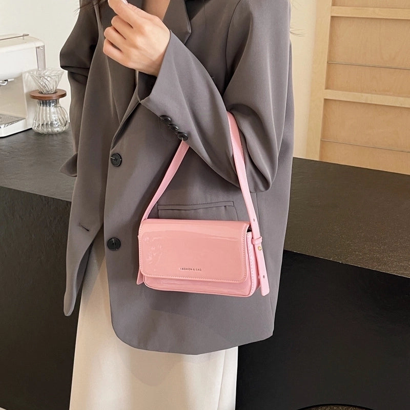 Women’s Small Pu Leather Solid Color Streetwear Magnetic Buckle Square Bag