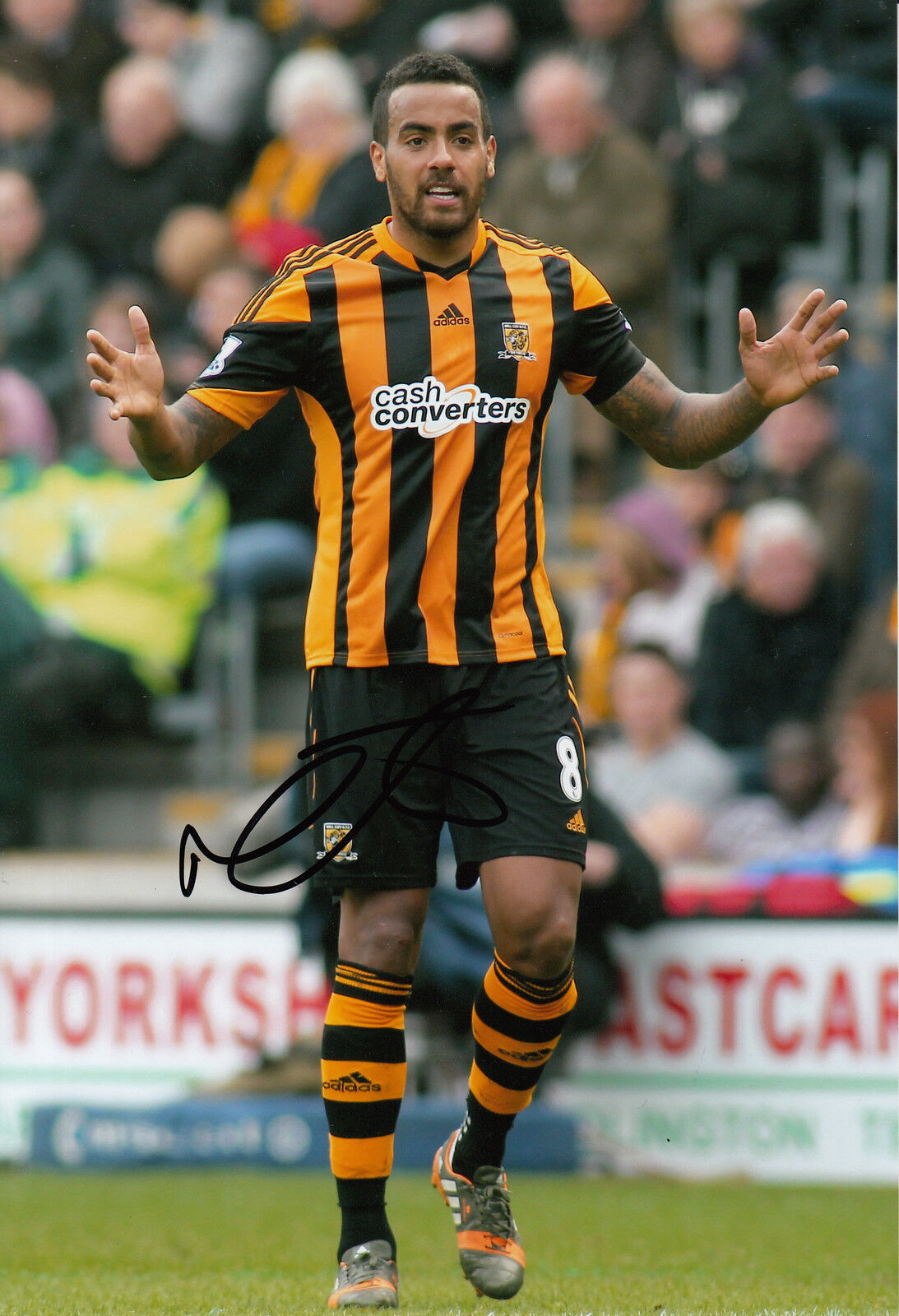 Hull City Hand Signed Tom Huddlestone 12x8 Photo Poster painting.