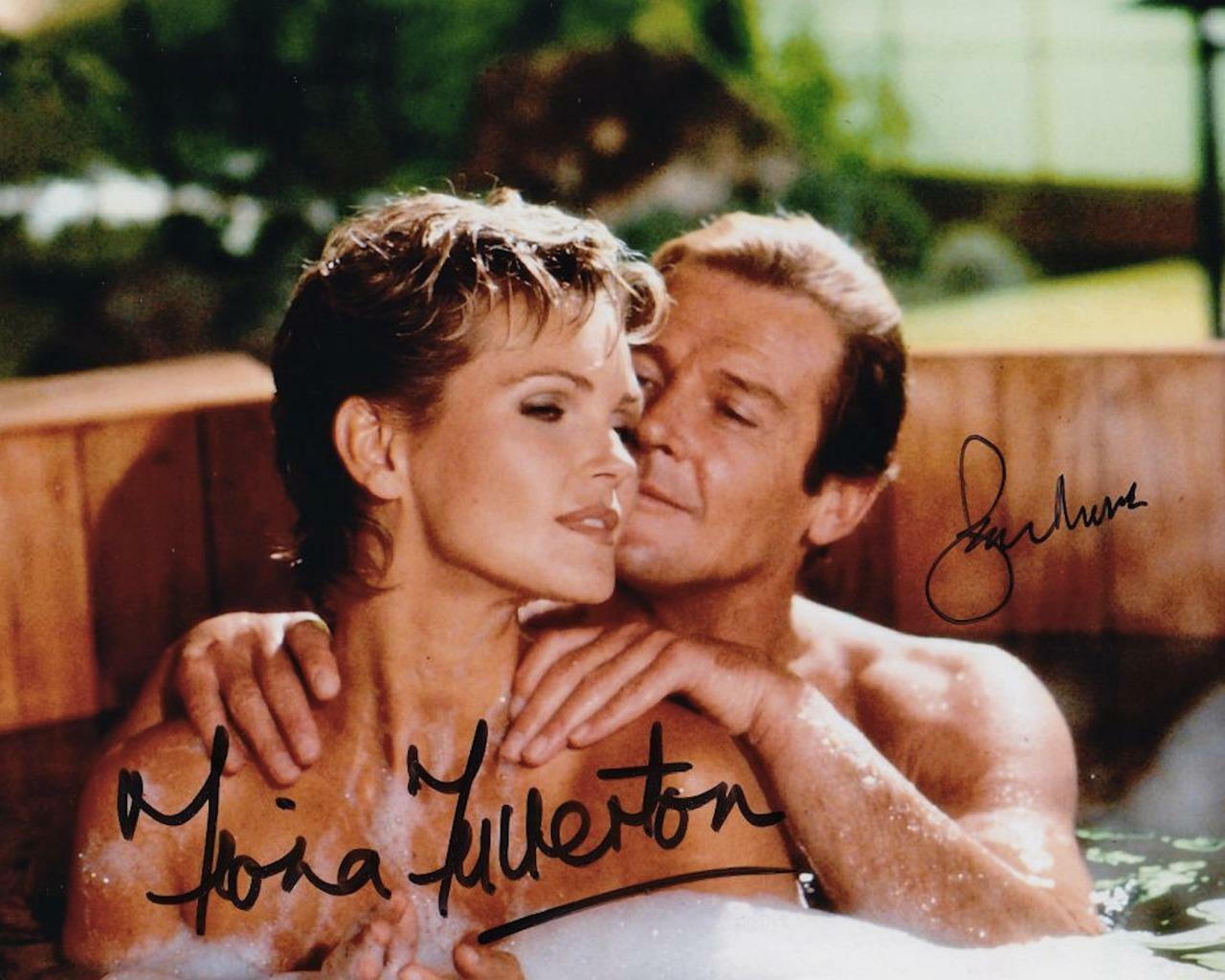 Roger Moore & Fiona Fullerton SIGNED AUTOGRAPHED 10 X 8