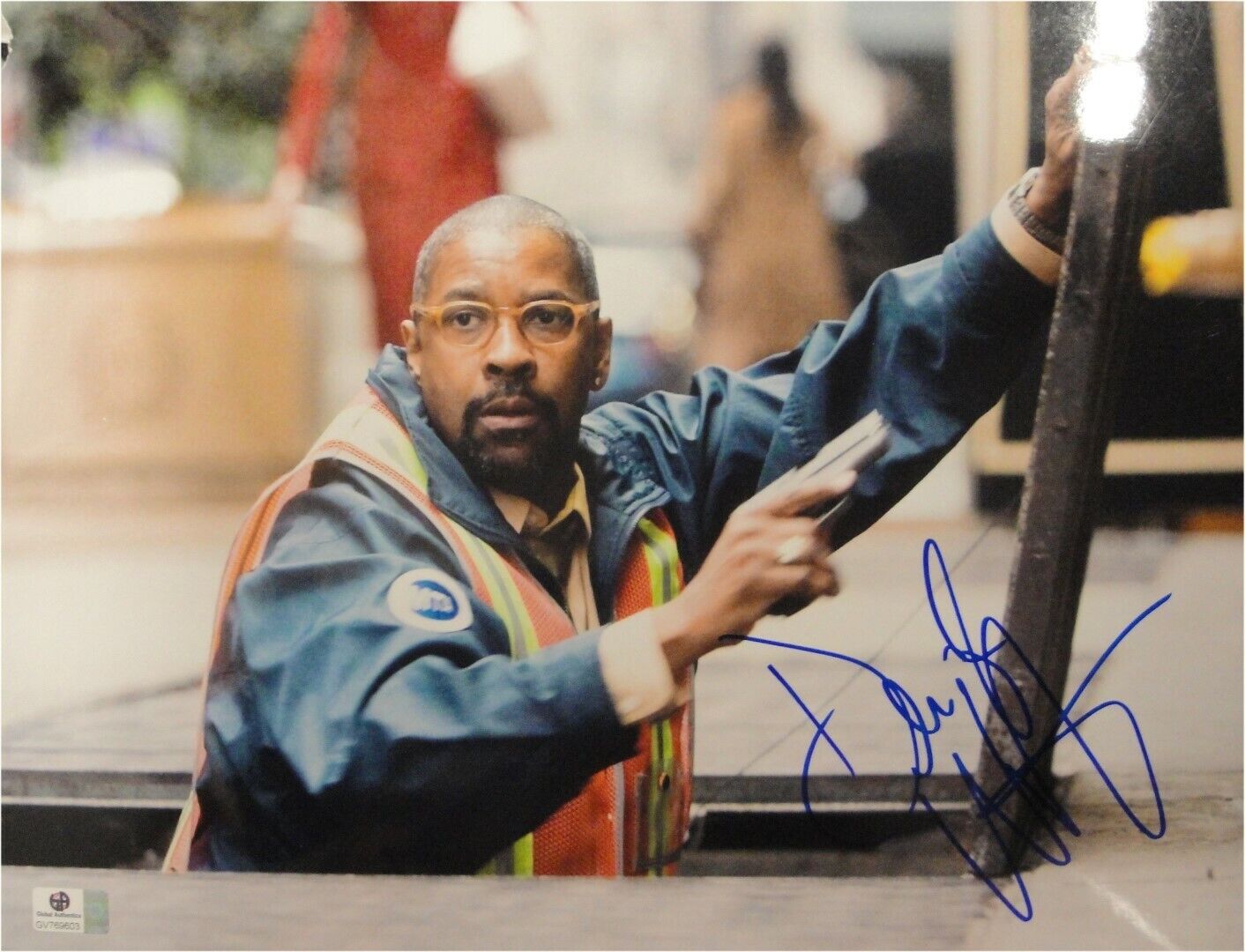 Denzel Washington Signed 11x14 Photo Poster painting Training Day/American Gangster GA 769603