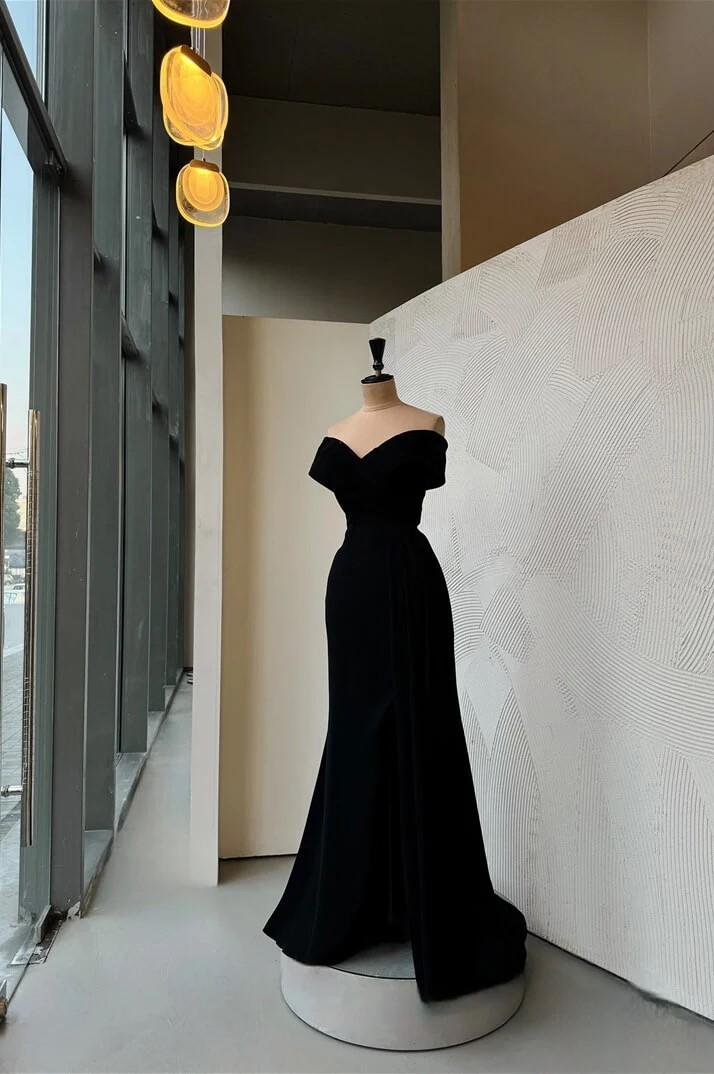 Charming Strapless Black Satin Off the Shoulder V Neck Long Prom Dress with Ruffles | MS0678 