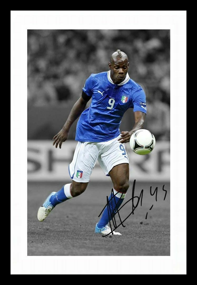 Mario Balotelli - Italy Autograph Signed & Framed Photo Poster painting 1