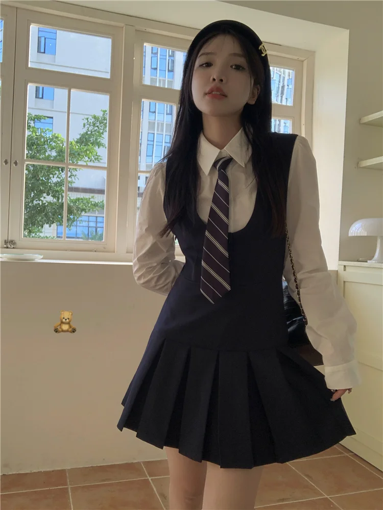 PREPPY SHIRT VEST DRESS SUIT