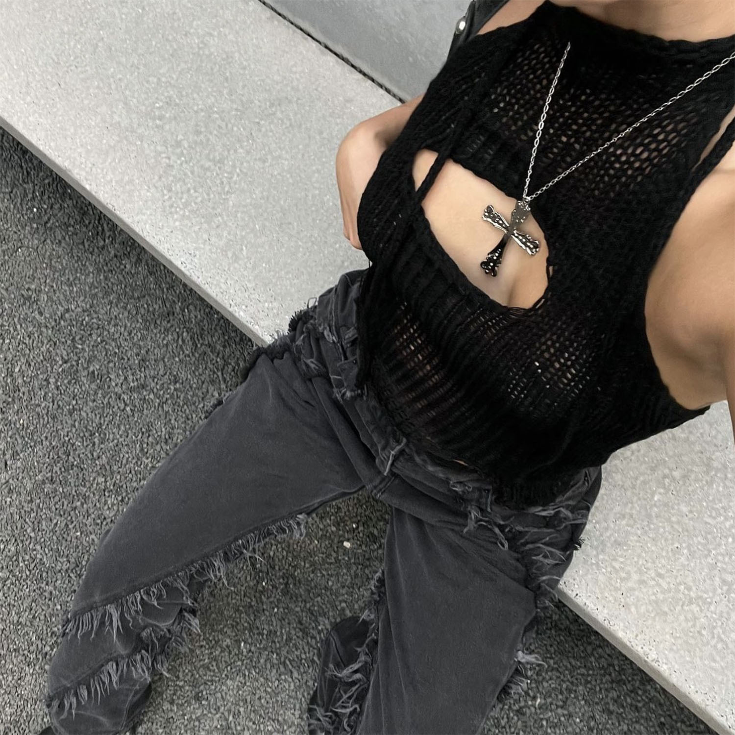 Ootddress Knit Hollow Out For Women Y2k Top Vest Sleeveless Fashion Summer 2025 Knitwear Pullover Crop tops Female Backless Tank Top