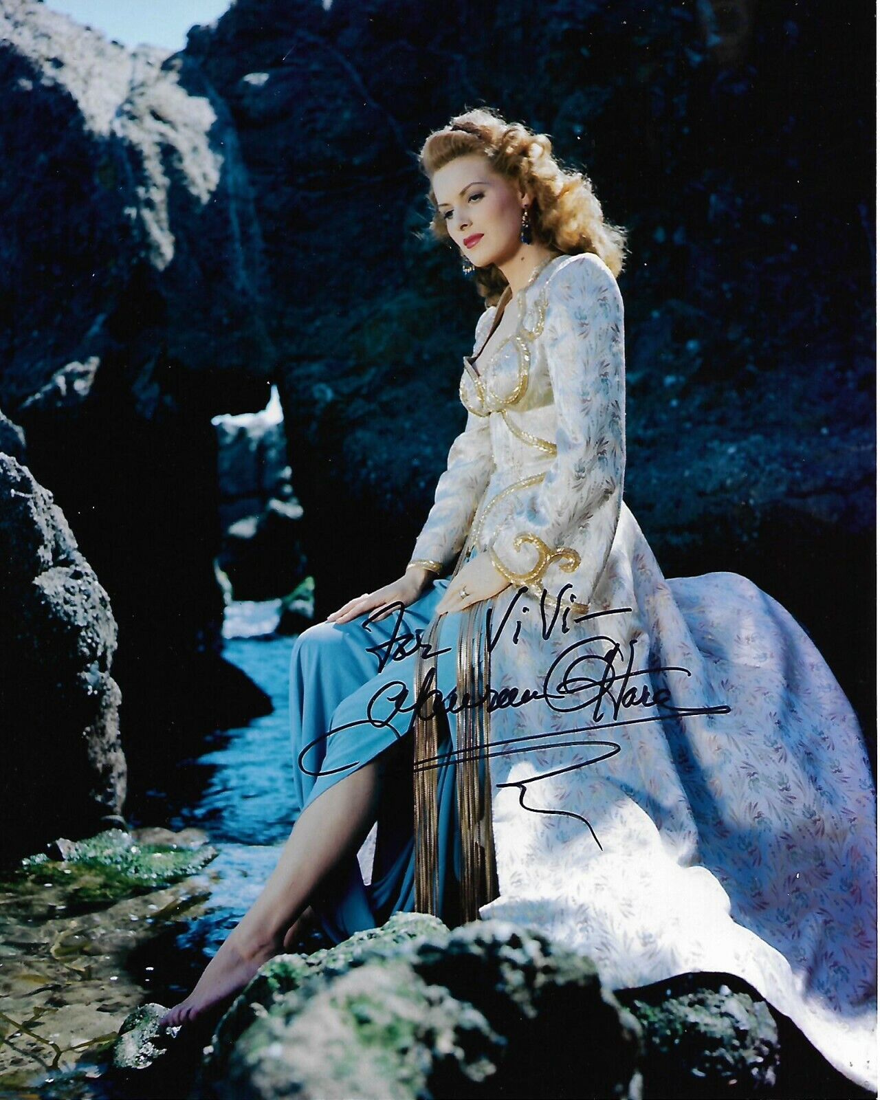 MAUREEN O'HARA Autographed 8 x 10 Signed Photo Poster painting COA