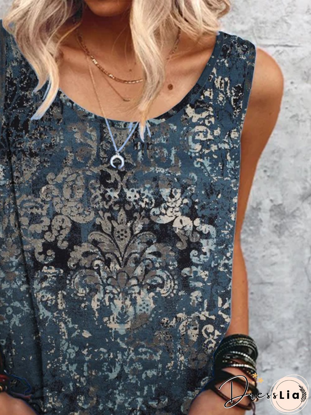 Vintage Crew Neck Geometric Tanks & Camis