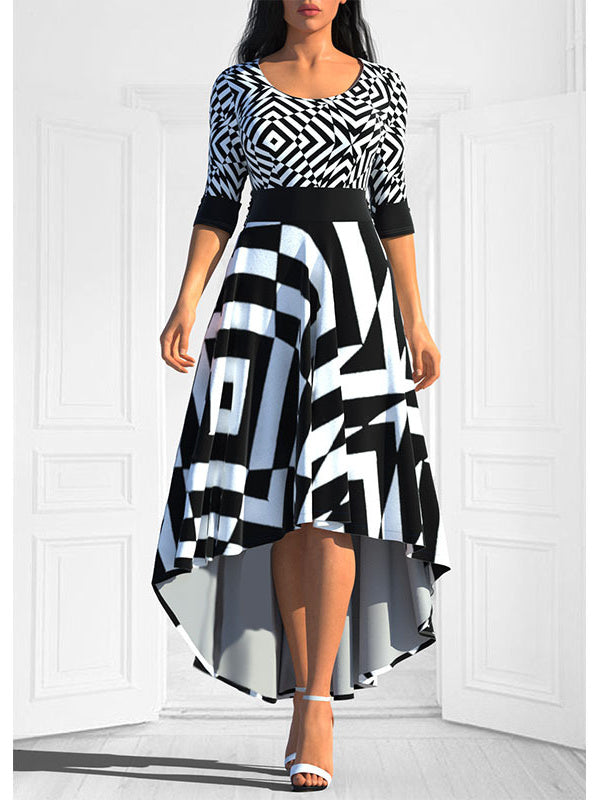 Women's Half Sleeve Scoop Neck Graphic Maxi Dress