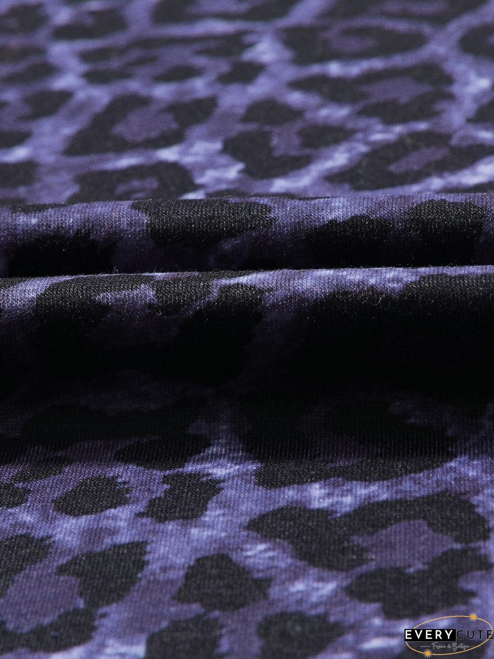 Wild West Leopard Print Graphic Tee in Smoke Gray