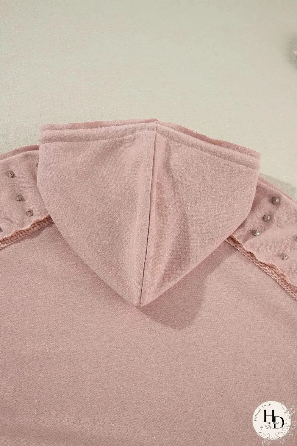 Fushia Solid Color Rivet Stud Raglan Sleeve Hoodie with Pocket