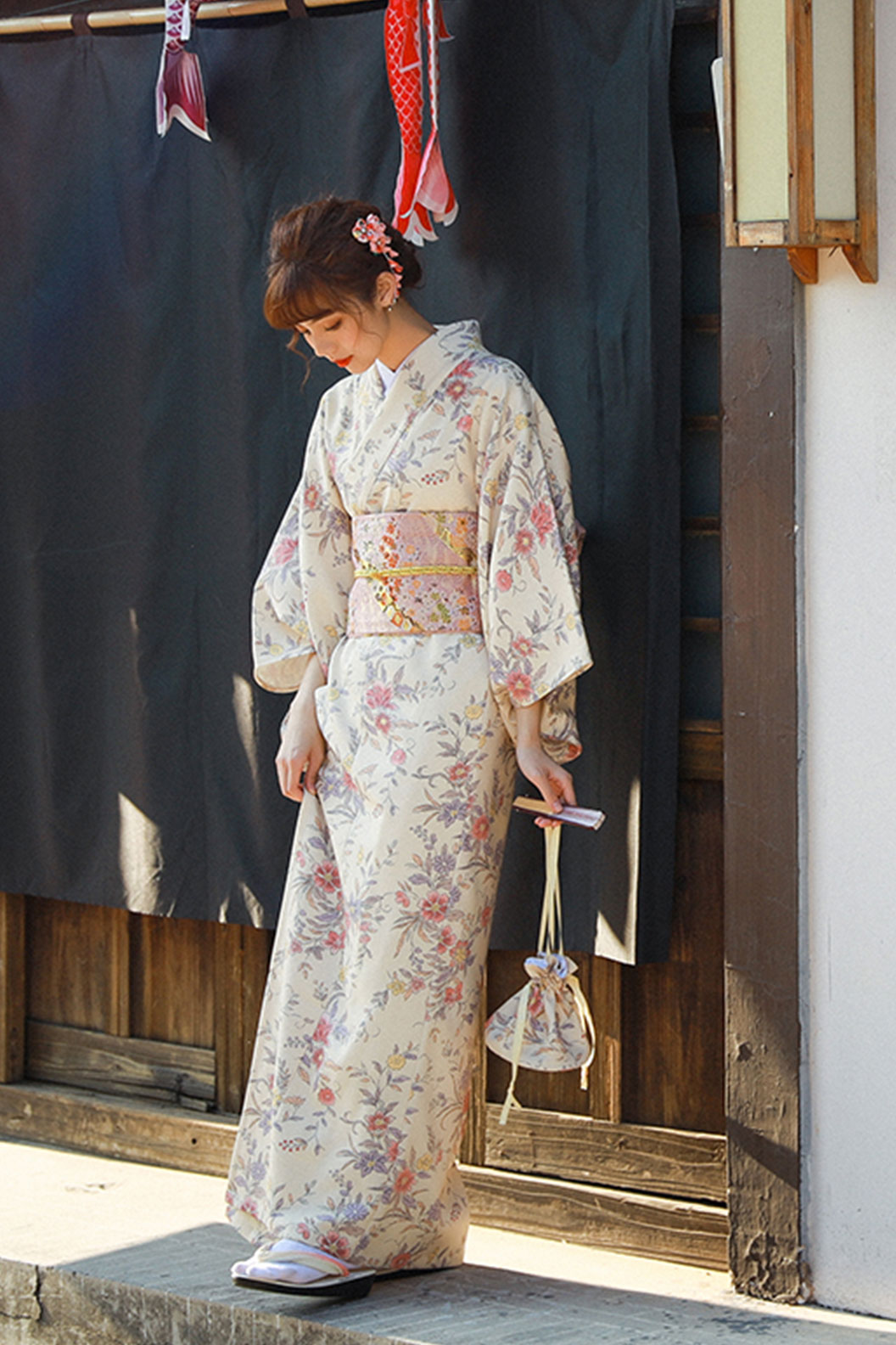 Yukata Kimono Apricot Gown with Retro Style - はなびたいかい Stupa Stones