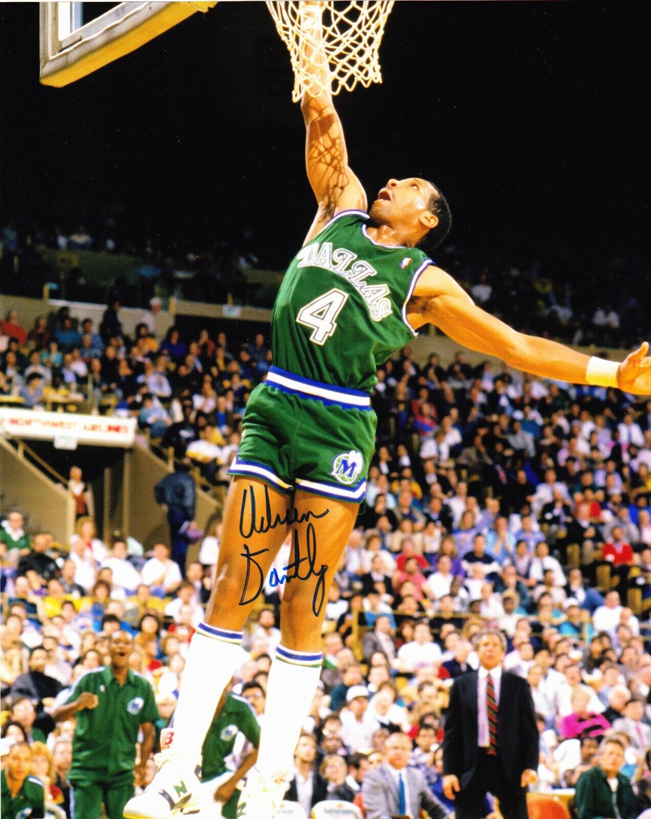 Adrian Dantley signed 8x10 Dallas Mavericks color Photo Poster painting