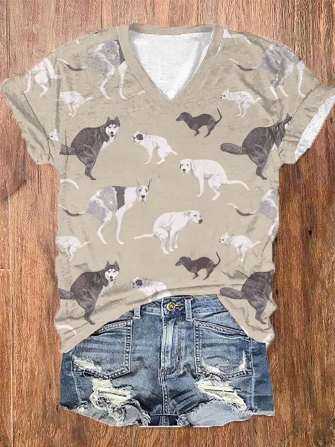 Women's Funny Peeing Dogs Print V-Neck T-Shirt
