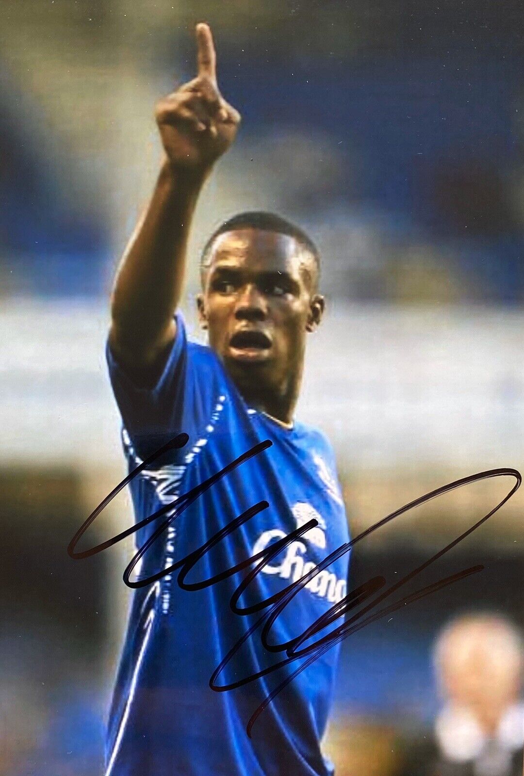 Victor Anichebe Genuine Hand Signed 6X4 Photo Poster painting - Everton 2