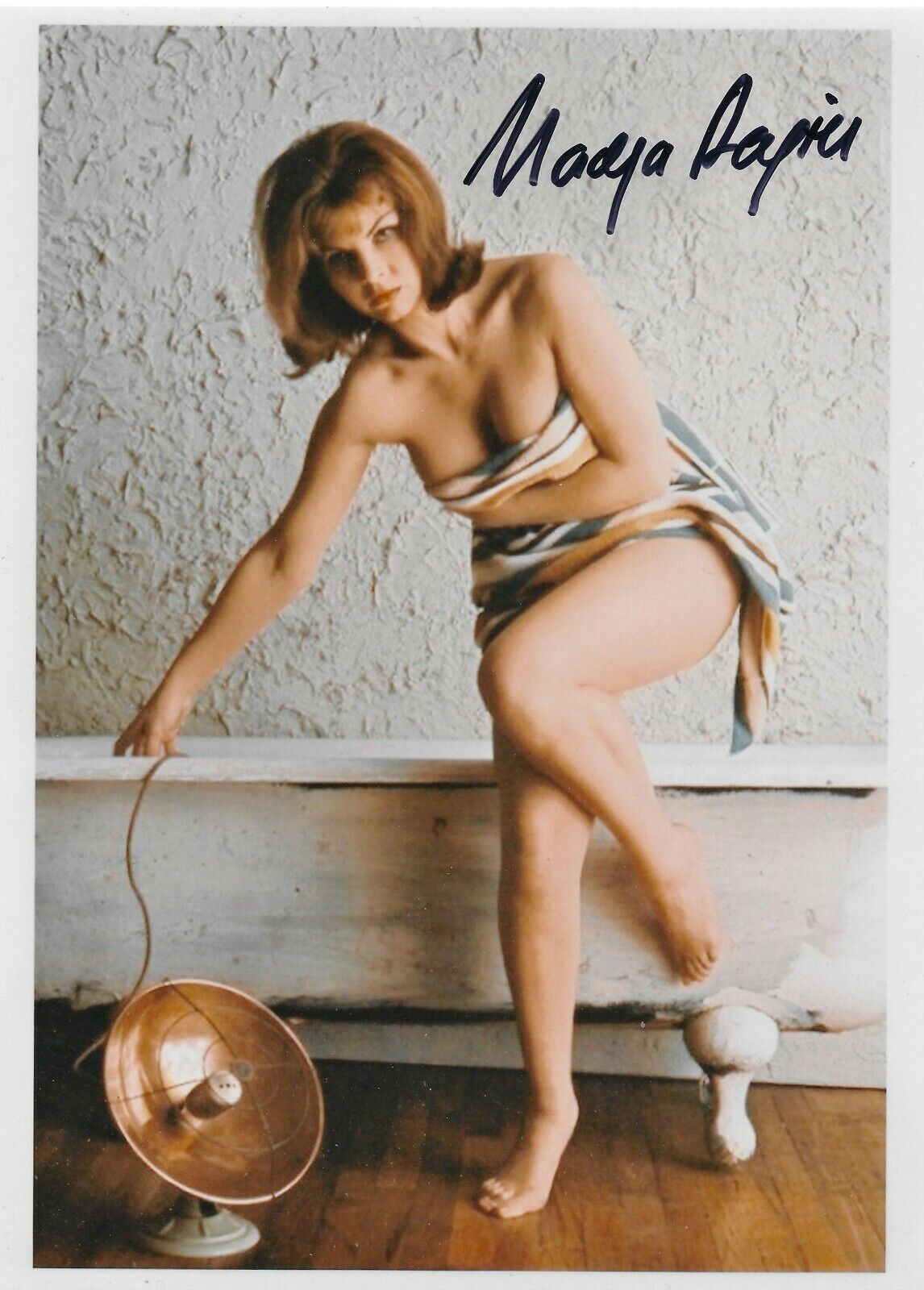 NADJA REGIN SIGNED 007 JAMES BOND GOLDFINGER 8x10 Photo Poster painting 4 - UACC RD AUTOGRAPH