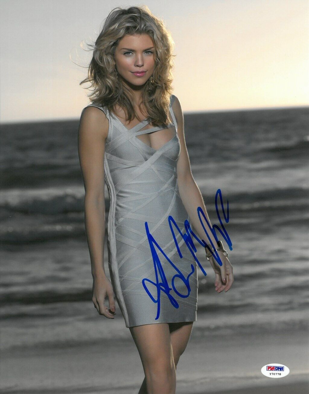 AnnaLynne McCord Signed Sexy Authentic Autographed 11x14 Photo Poster painting PSA/DNA #Y70778