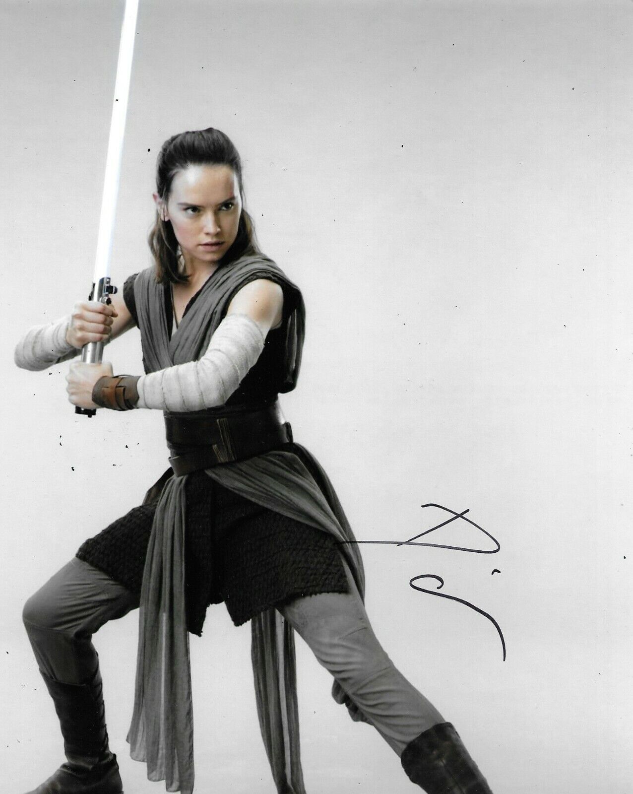 Daisy Ridley Signed Star Wars 10x8 Photo Poster painting AFTAL