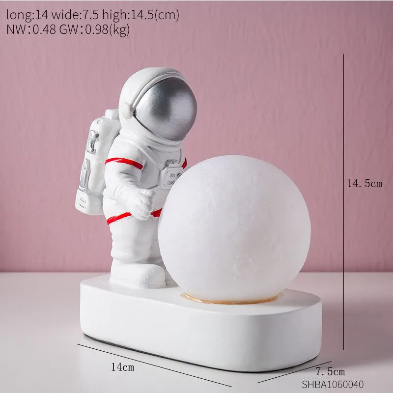 Astronaut Resin Model Decoration Bedside Table Multifunctional Household Night Light Home Decoration Accessories for Living Room