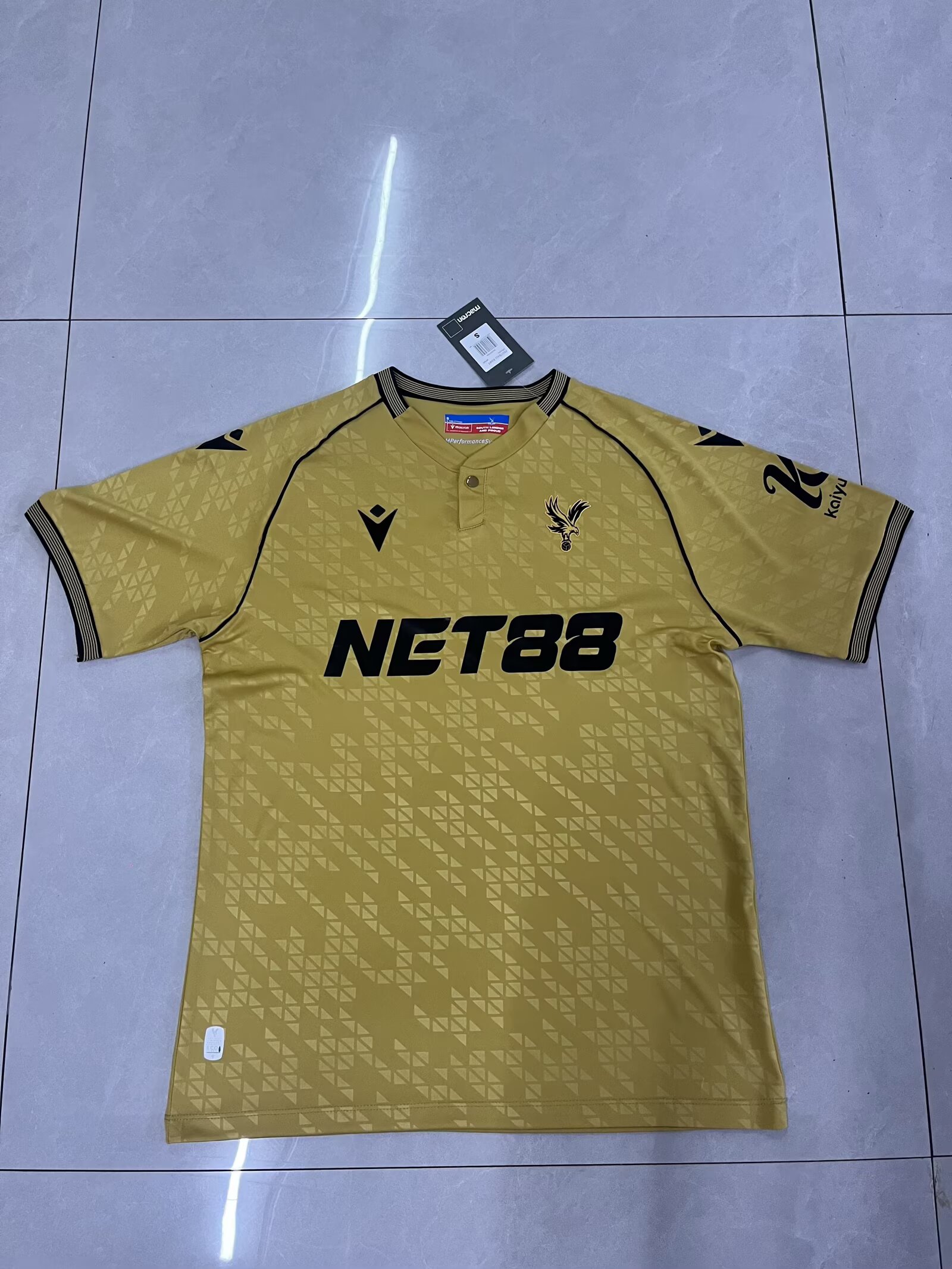 2025/26-CRY-A-FAN-B01494