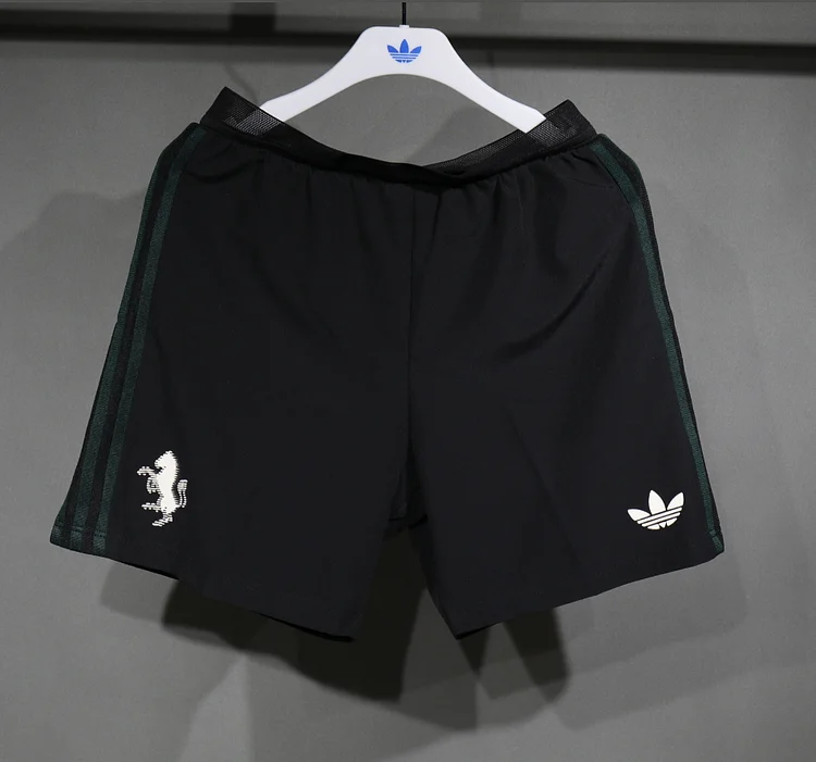 25/26 Juventus second away shorts player version