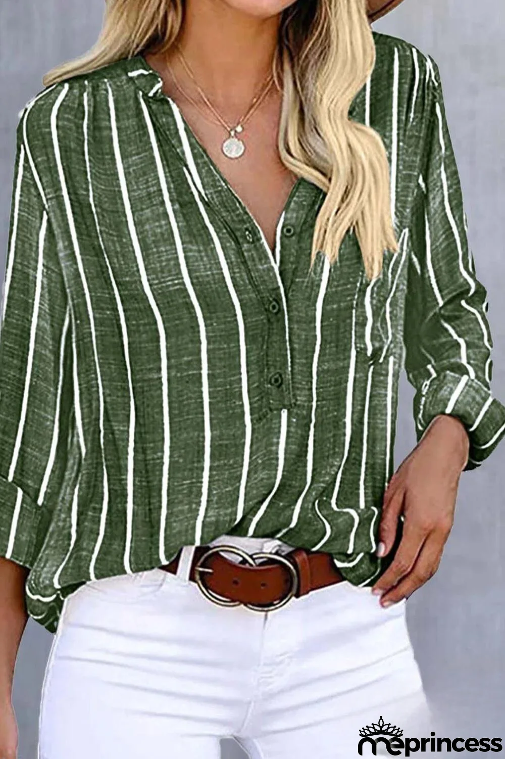 Elegant and Versatile Shirt