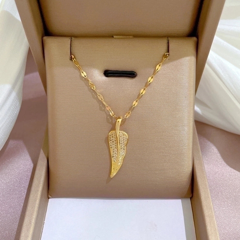 2 Pieces Fashion Heart Shape Butterfly Titanium Steel Copper Inlay Artificial Diamond Pendant Necklace