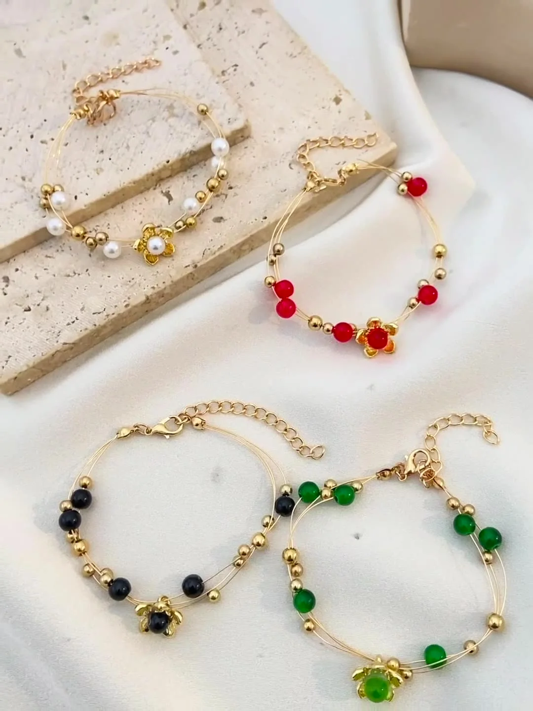 Colorful Pearls Round Beads Gold-Plated Bracelet
