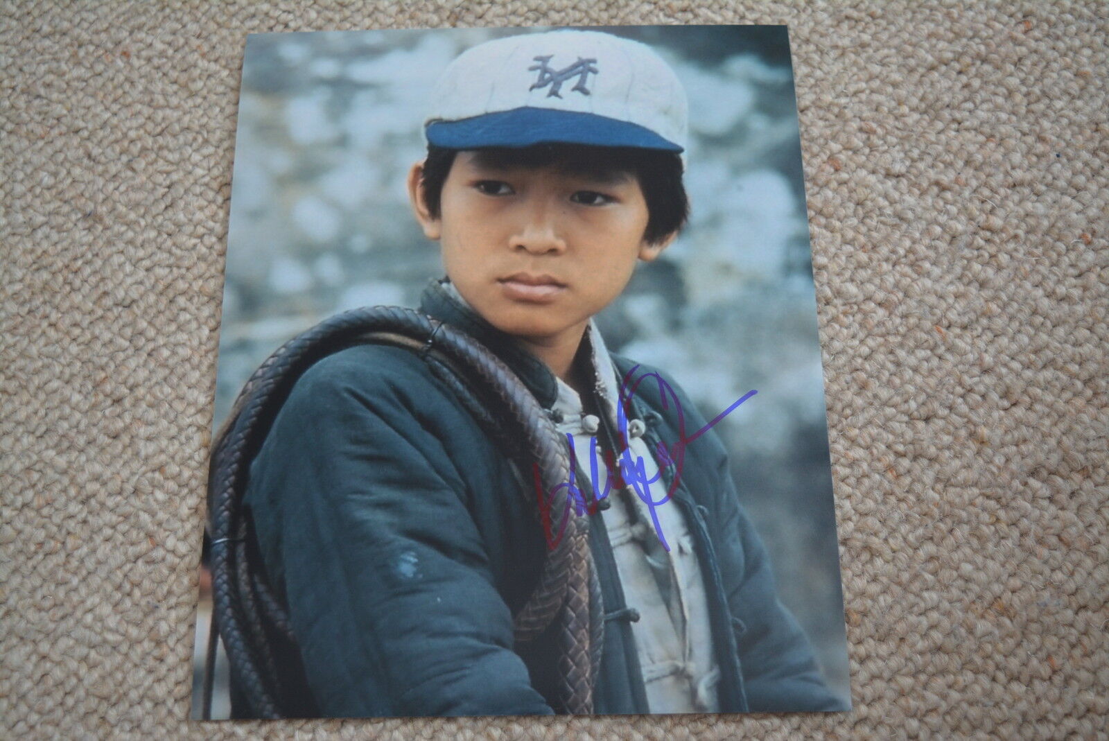 KE HUY QUAN signed autograph In Person 8x10 (20x25 cm) INDIANA JONES