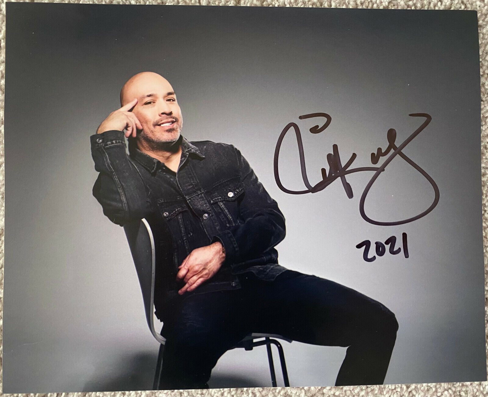 Comedian Jo Koy Signed In-Person 8x10 Color Photo Poster painting - Authentic, Comedy Central