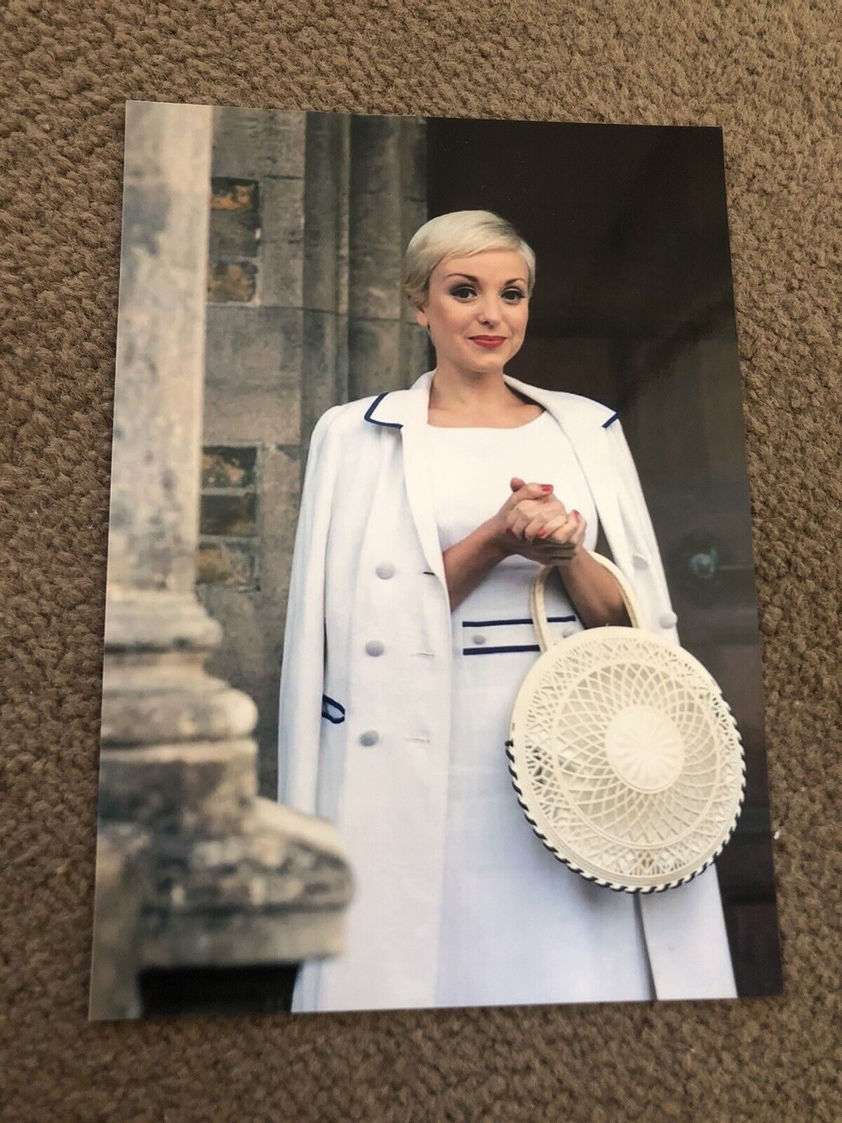 HELEN GEORGE (CALL THE MIDWIFE) UNSIGNED Photo Poster painting- 7x5”