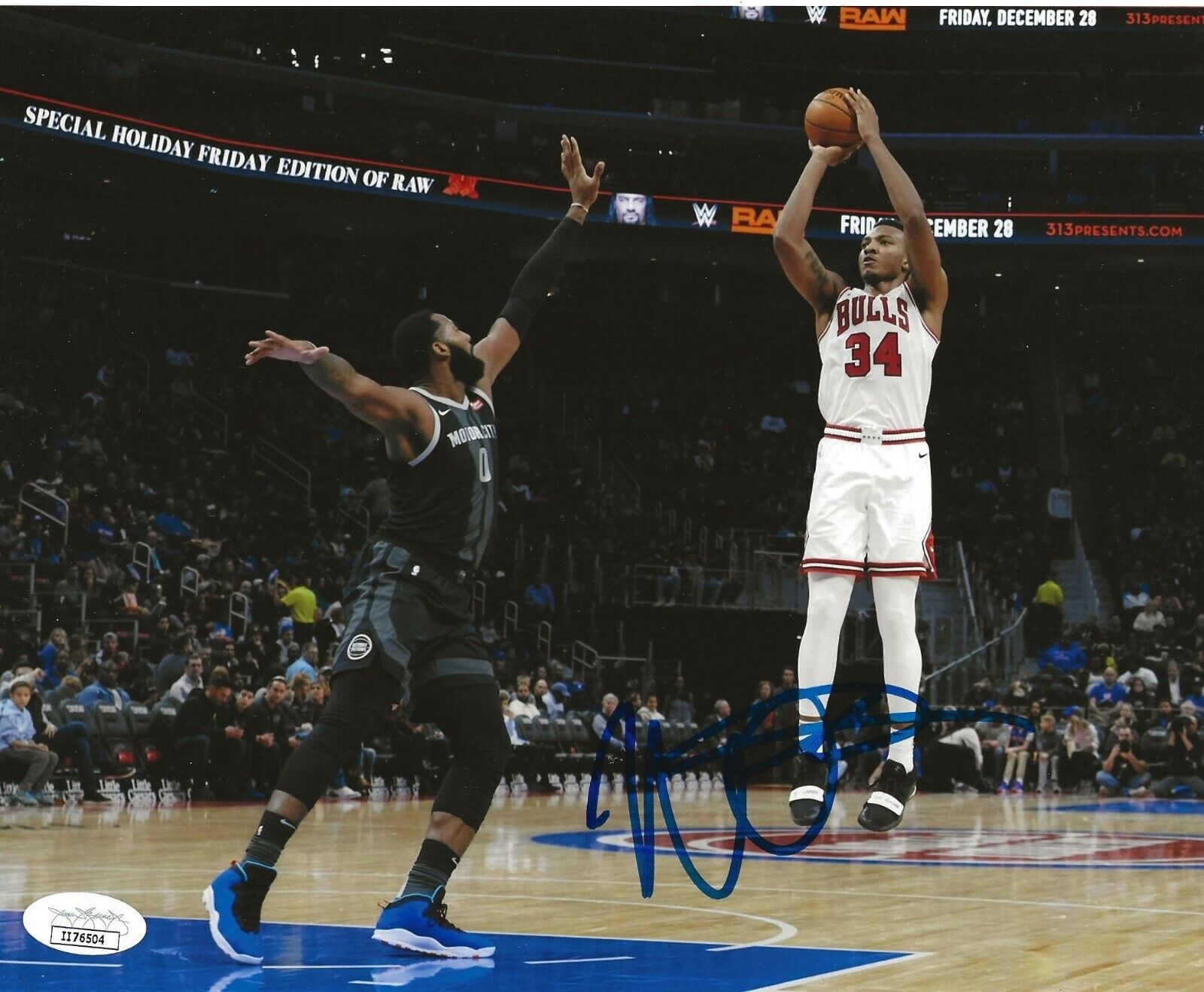 Wendell Carter Jr. signed Chicago Bulls 8x10 Photo Poster painting autographed JSA 4