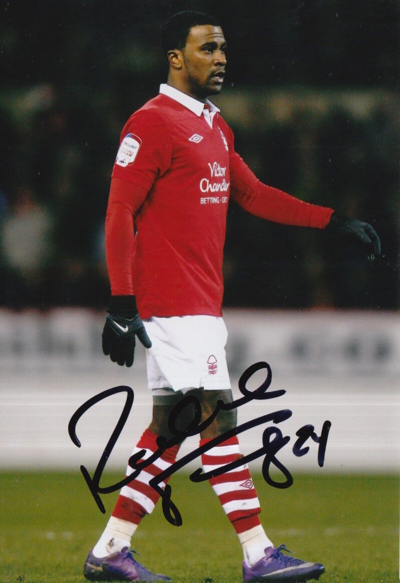 NOTTINGHAM FOREST HAND SIGNED ROBBIE FINDLEY 6X4 Photo Poster painting 1.