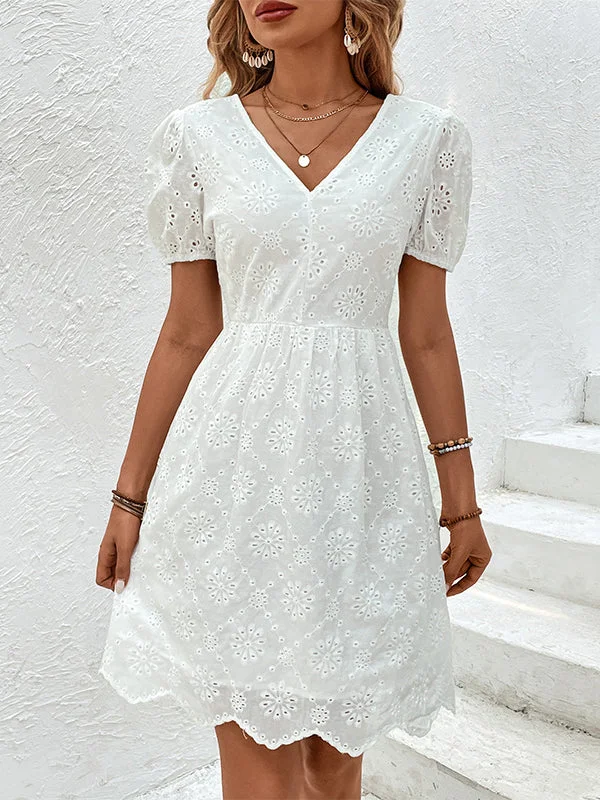 Women's Short Sleeve V-neck Lace Hollow Midi Dress