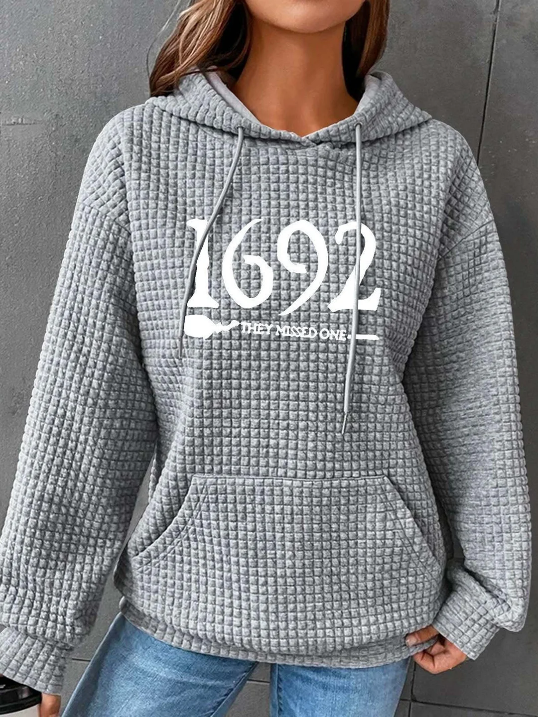 Women's Graphic Printed Solid Color Scoop Neck Long Sleeve Top