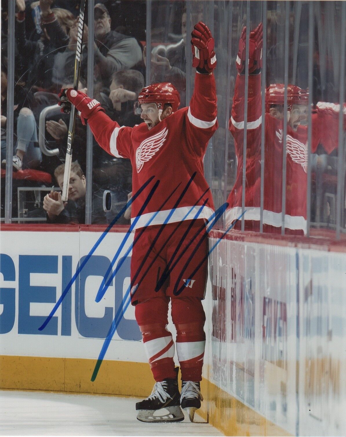 Detroit Red Wings Thomas Vanek Autographed Signed 8x10 NHL Photo Poster painting COA #4