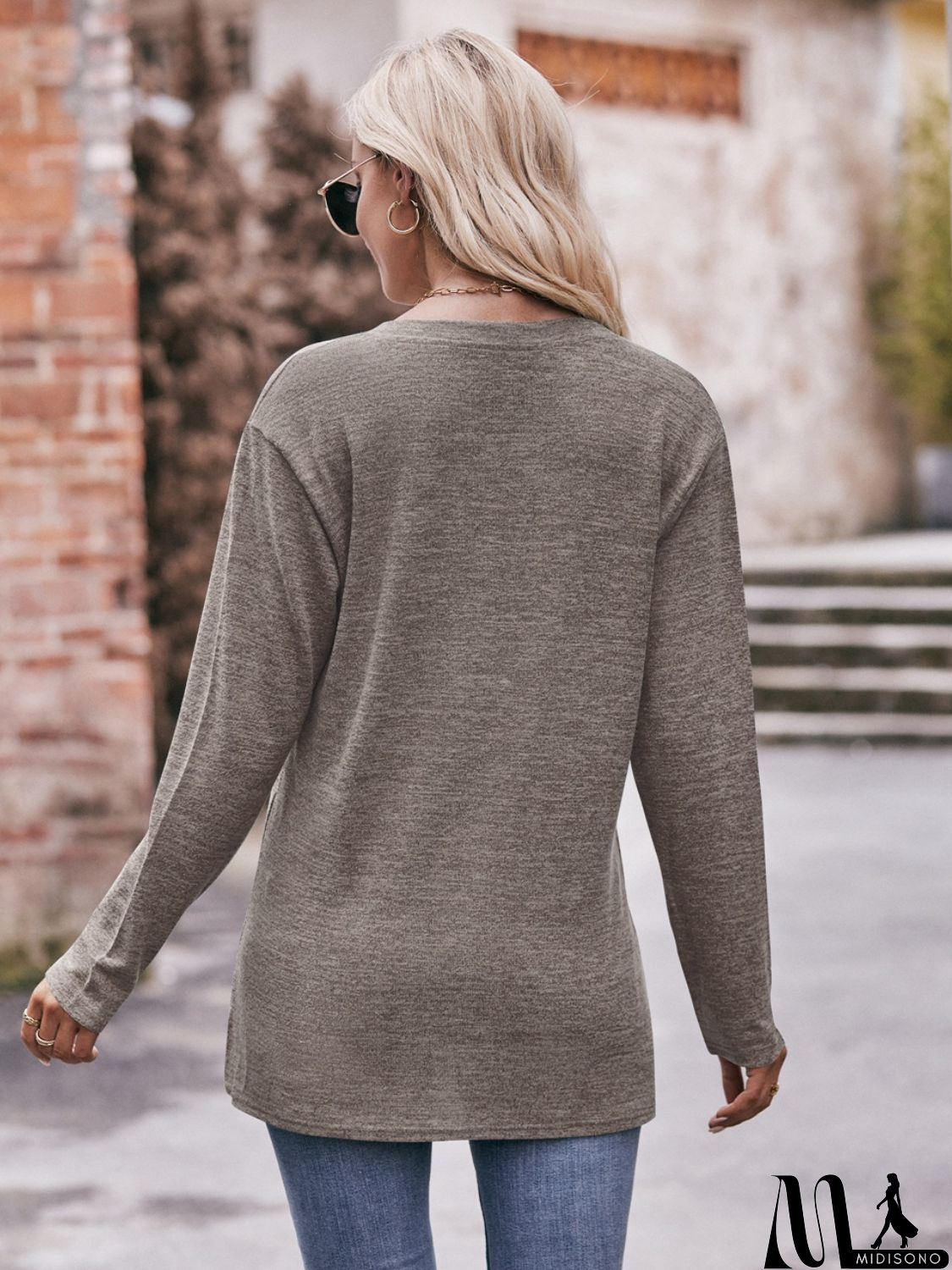 MidiSono - Chic and Versatile Tank top