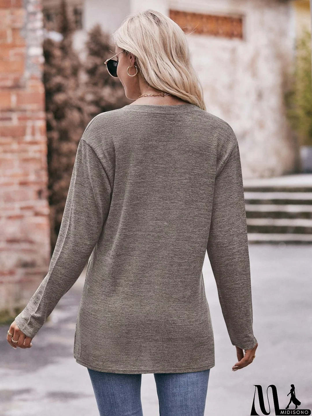 MidiSono - Chic and Versatile Tank top