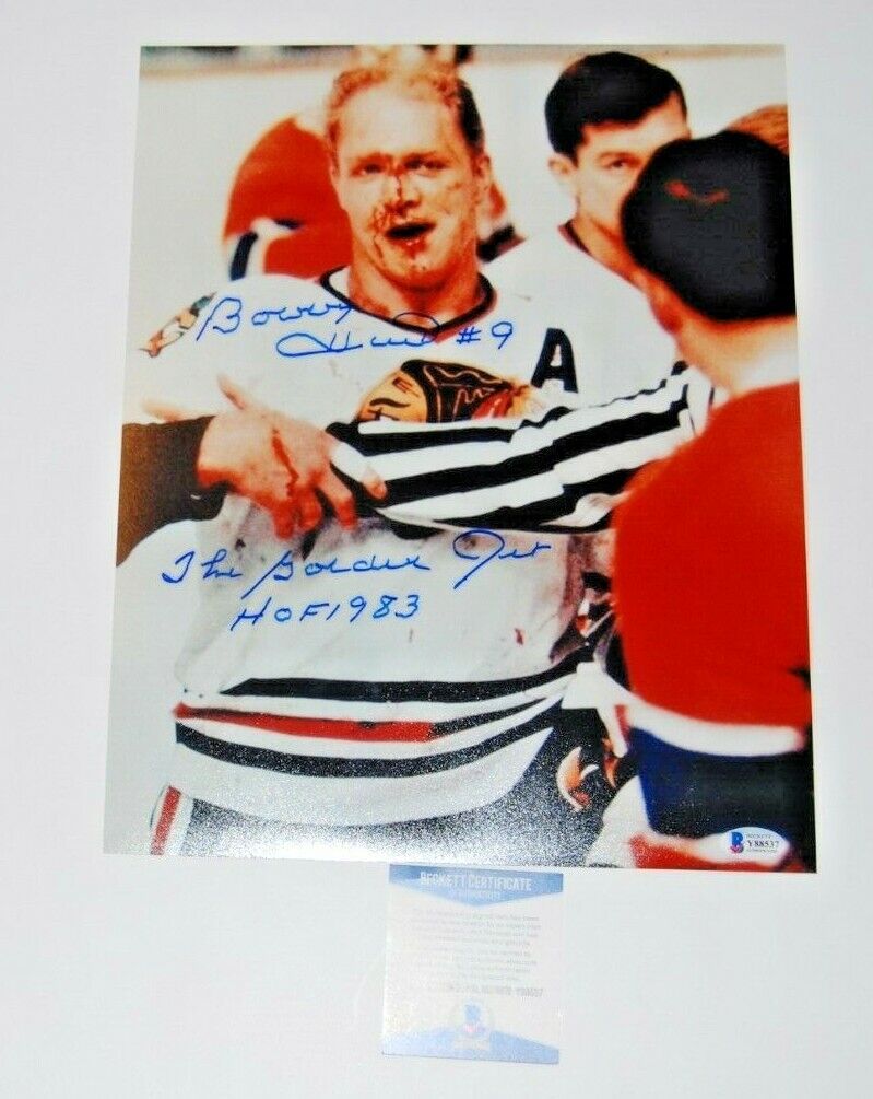 BOBBY HULL signed (CHICAGO BLACKHAWKS) Bloody Hockey 11X14 Photo Poster painting BECKETT BAS #4