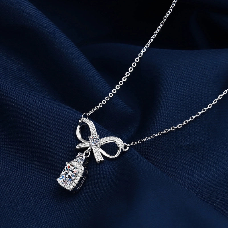 Minimalist Shiny Round Water Droplets Bow Knot Copper Plating Inlay Zircon Silver Plated Pendant Necklace Necklace Pendant