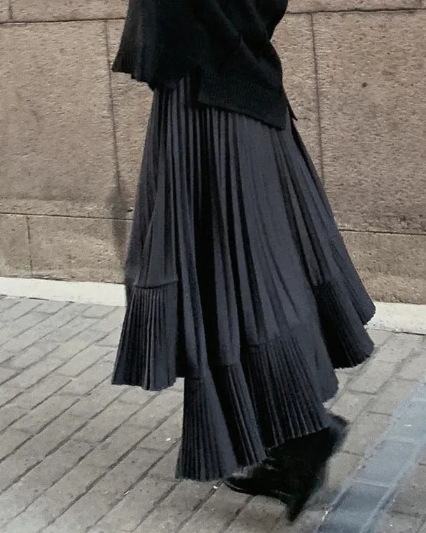 Asymmetrical Pleated Skirt (gray,black)