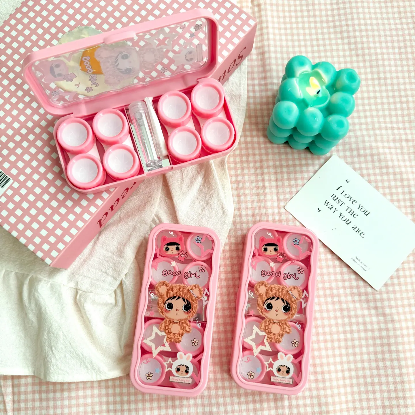 I&rsquo;m a Good Girl Coloured Contact Lens Case