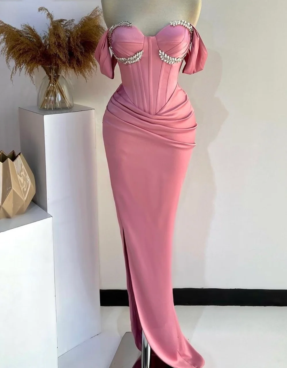 Daisda Elegant Pink Off the Shoulder Sleeveless Split Prom Dress with Beadings