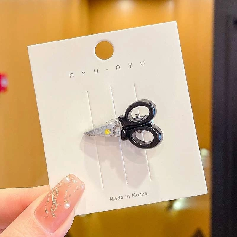 Halloween Funny Cool Style Women’s Scissors Bulb Mixed Materials Hair Clip