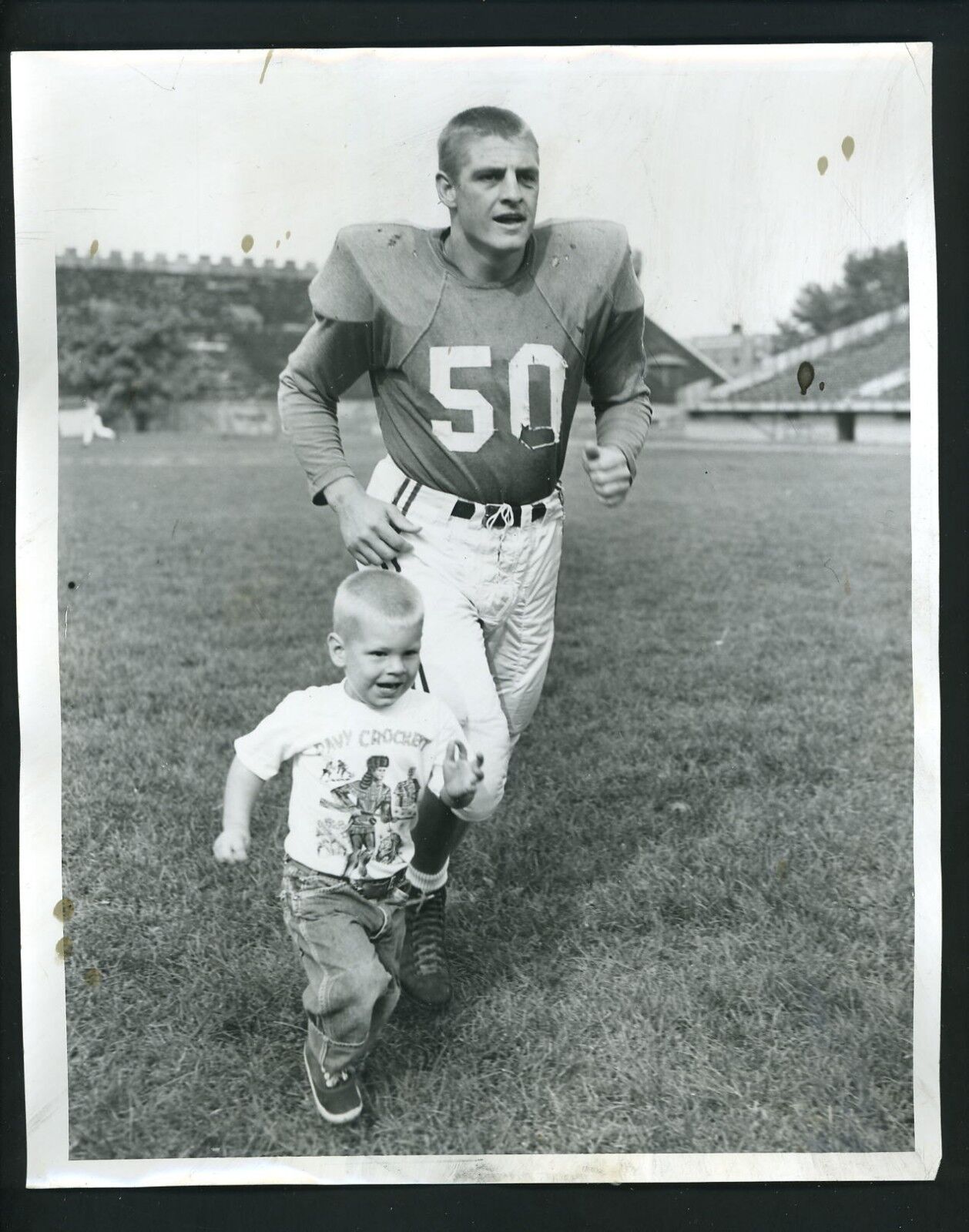 Johnny Olszewski with son David John 1955 Press Photo Poster painting Chicago Cardinals