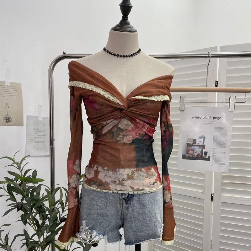 Churchf Vintage Oil Painting Print Collar A Word Twisted Folded Short-Sleeved Trumpet Blouse 9907