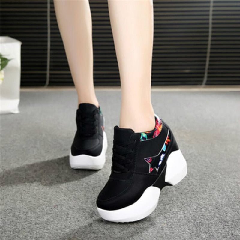 Heel Shoes Women Inner Heightening Sports Shoes Fashion Flower Wedge Female Sport Shoes Student Sneakers Autumn Winter 2022 W504