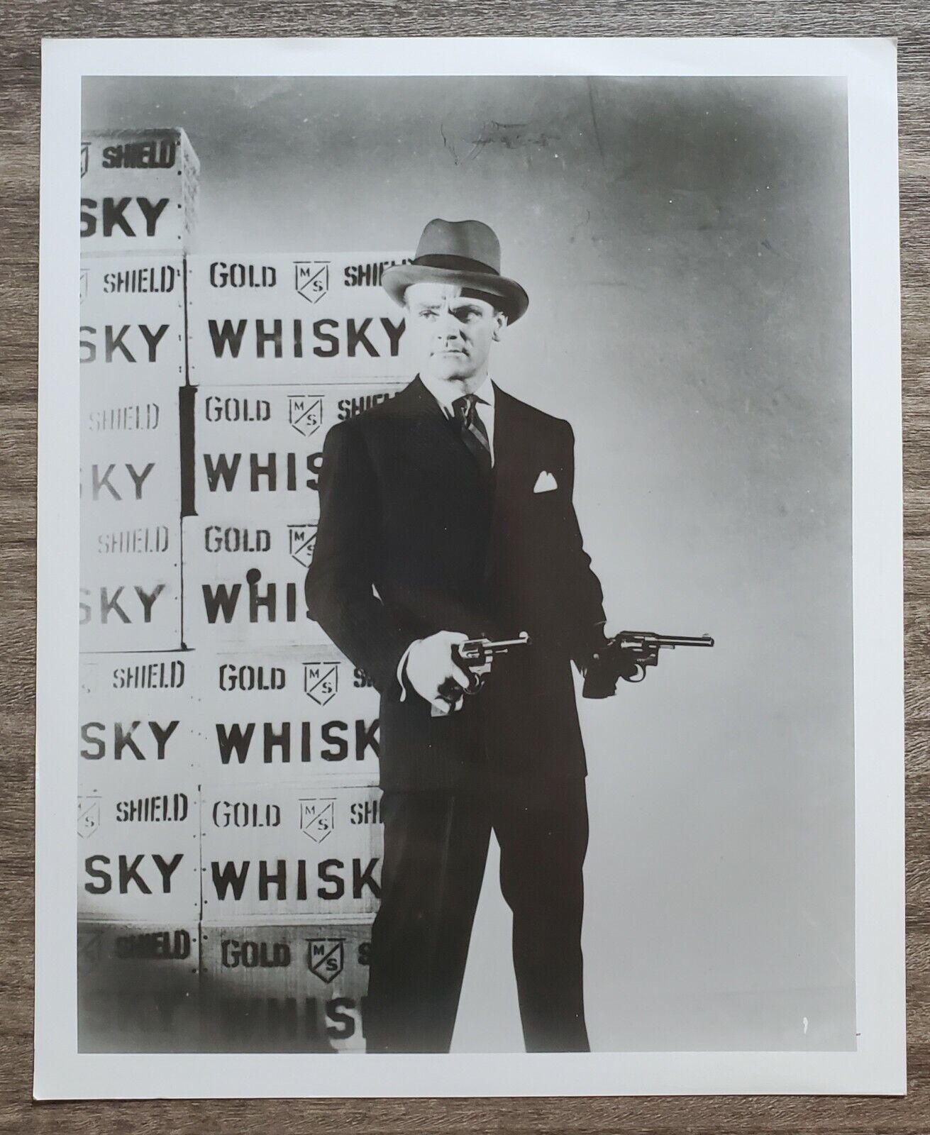 Unsigned Unknown Movie Man With Guns Movie Still Photo Poster painting Print Photo Poster paintinggraph