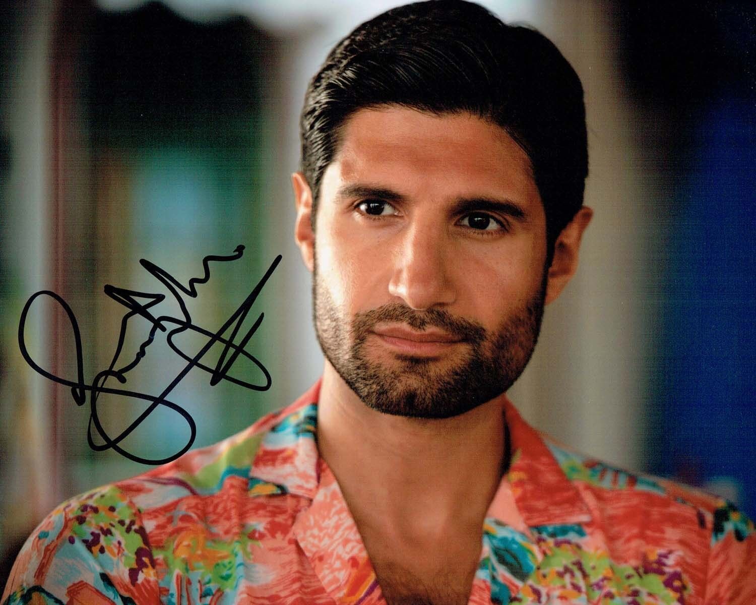 Kayvan NOVAK SIGNED Autograph 10X8 Photo Poster painting 1 AFTAL COA Phonejacker Sun Trap